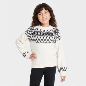 NWT Girls' Fair Isle White and Black Pullover Sweater